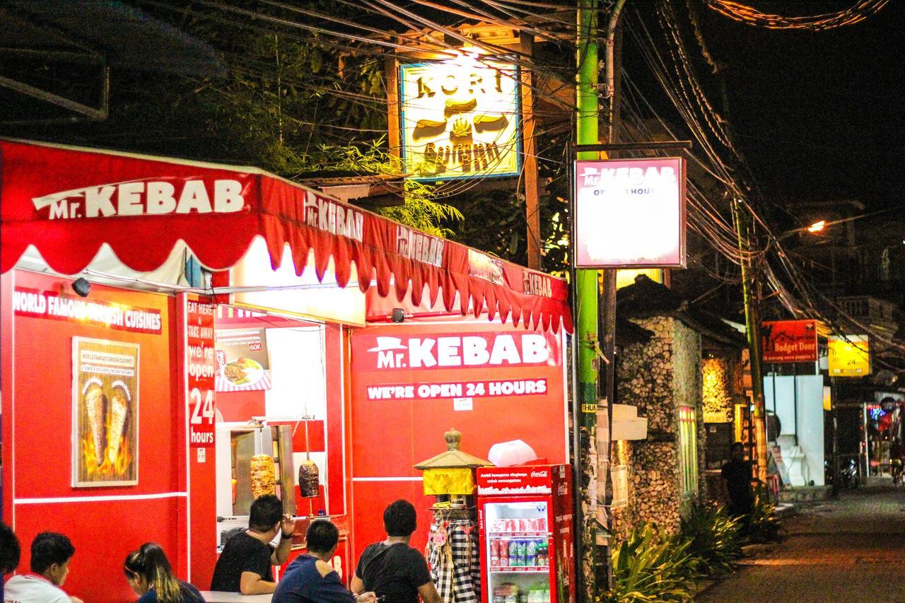 Budhi Beach Inn Kuta Lombok Esterno foto