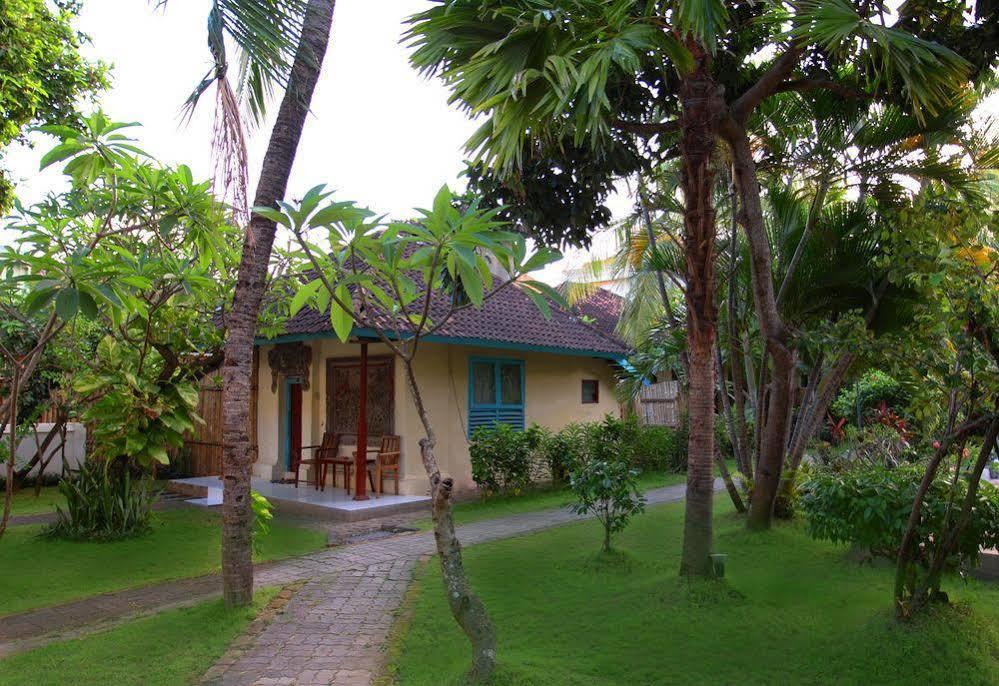 Budhi Beach Inn Kuta Lombok Esterno foto